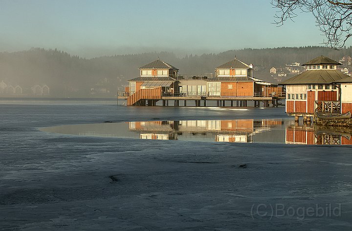 Kallbadhus-vinter_4.jpg