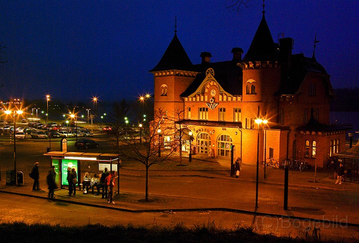 Nattbilder-stationshus.jpg