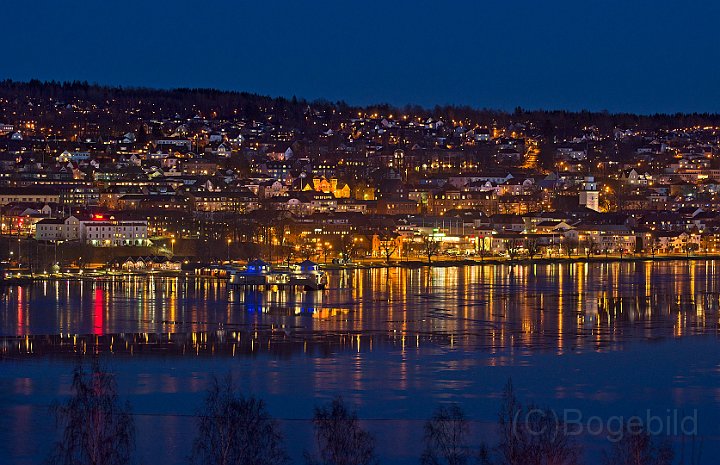 Stadsvy2-kväll.jpg