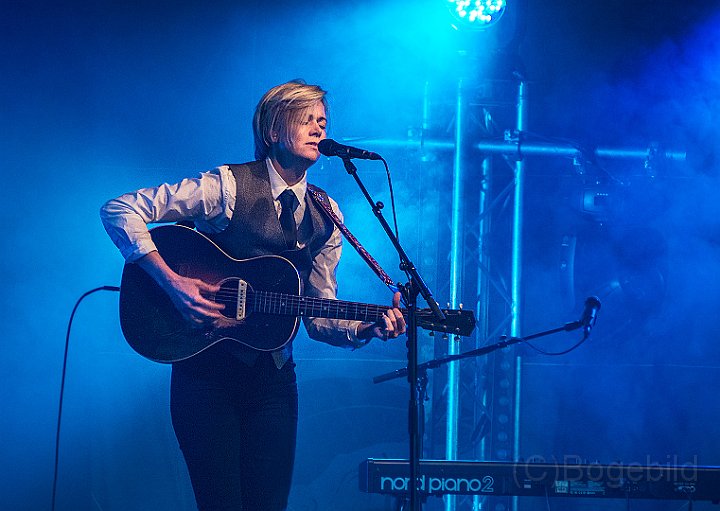 Anna-Ternheim-2.jpg