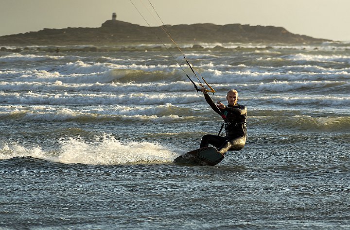 Kitesurfing-2.jpg