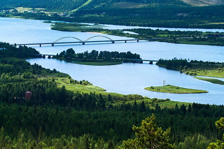 Gränsbro-Finland-Sverige.jpg