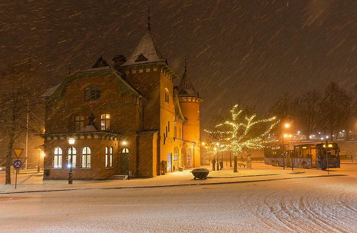 Stationshuset-snöväder.jpg
